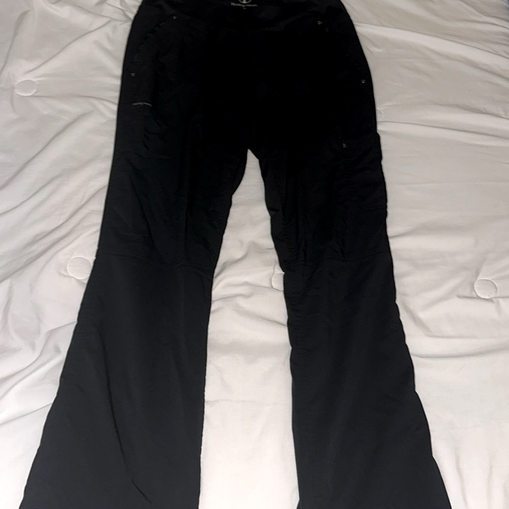Healing hand scrub bottoms. Black. Straight legged. Size medium.